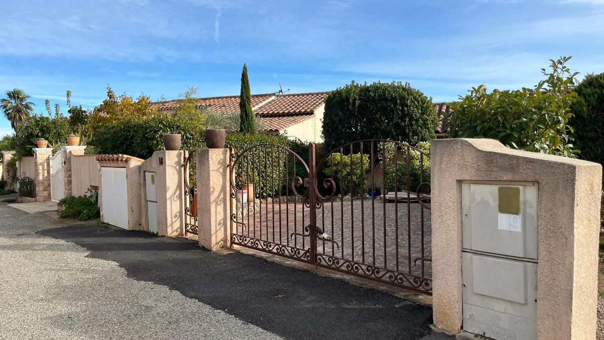 Charmante Maison Avec Piscine Commune - Residence Les Logis Du Boucharel, Confort Et Detente Les Issambres Apartmán